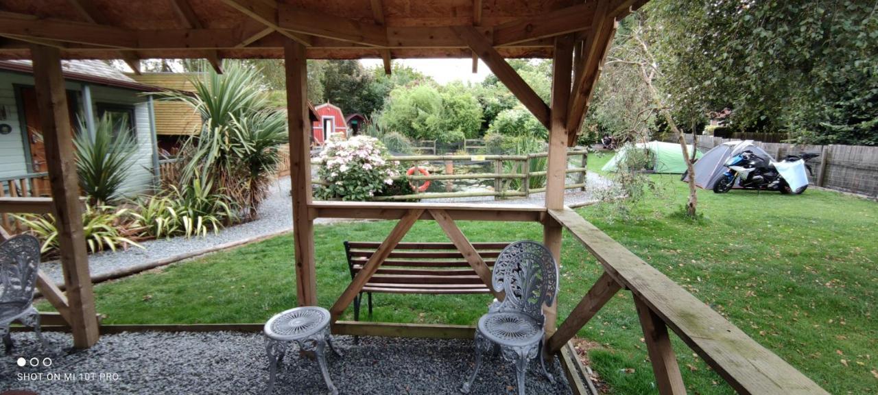 Appartamento Seaways Glamping, Redwood Driffield Esterno foto